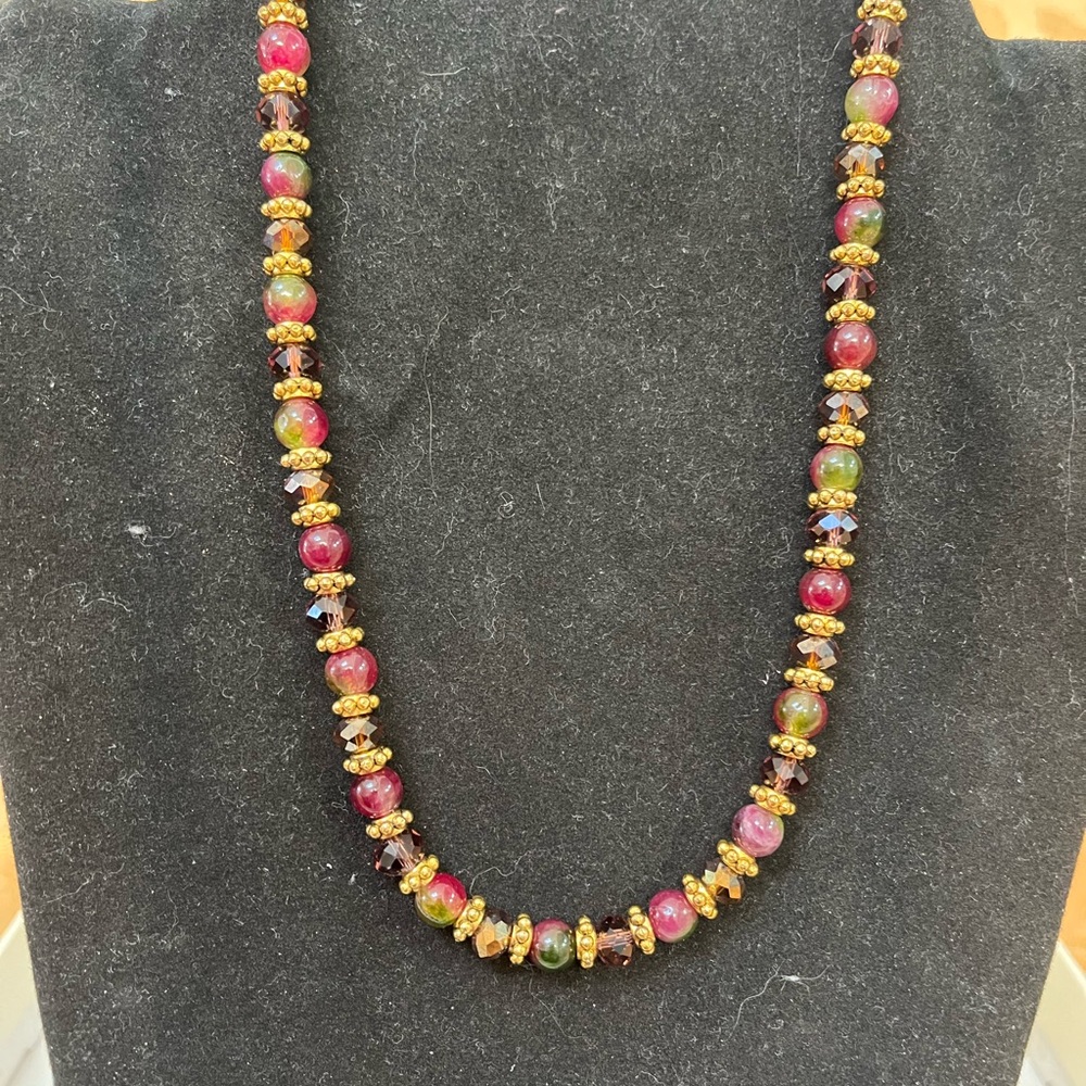 Elegant Multicolor Beaded Necklace